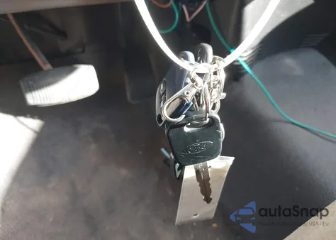 2000 Ford F-150 Work Series/Xl/Xlt z USA, uszkodzony, nr VIN 1FTZX1722YNB41747